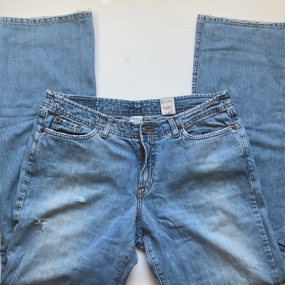 LUCKY BRAND Wonder Fit Custom Distressed Jeans - Picture 8 of 15